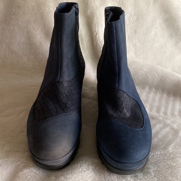 EUC CAMPER Leather Snakeskin Platform Booties Size 38 - Picture 3 of 17